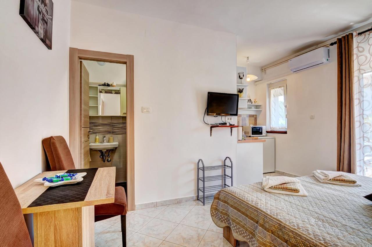 Apartments Kajfes 파자나 외부 사진